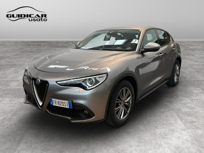 GuidiCar - ALFA ROMEO Stelvio 2017 2018 Stelvio 2.2 t Business rwd 180cv auto Usato